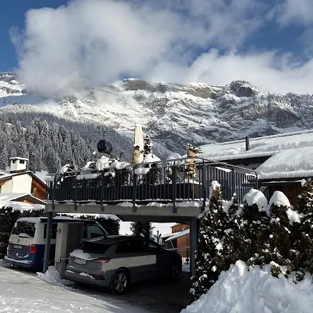 Runcs - Sun And A Panoramic View, Ski-in Ski-out Lejlighed *